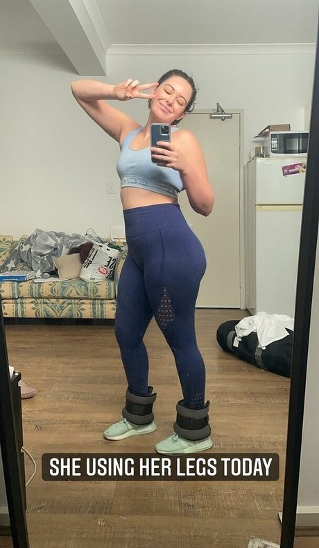 Shutupmichaelaa beautiful actress photo