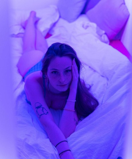 Caponce naked model gallery