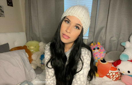 Espe ASMR star porn image