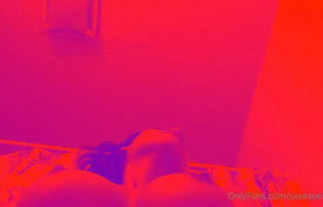 Espe ASMR star pornographic photo