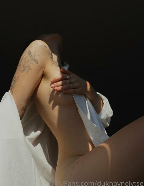 dukhovnelytse top star pics