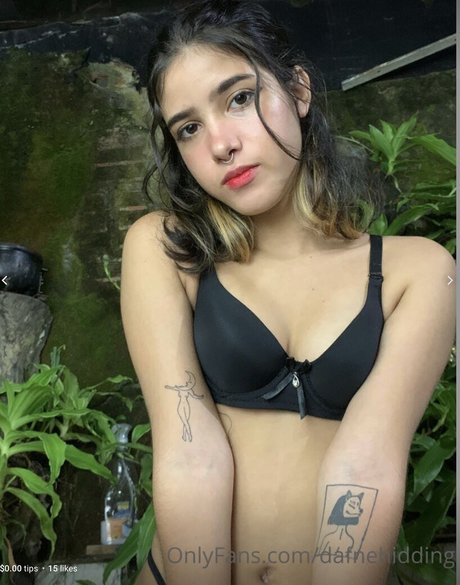 dafnehidding pornstar naked picture