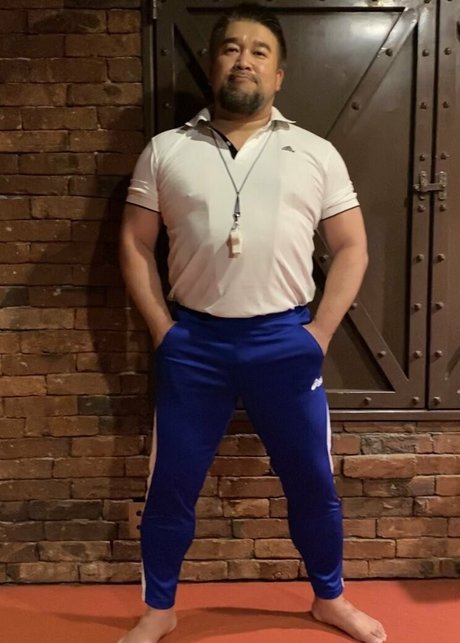 threeislands model free pic