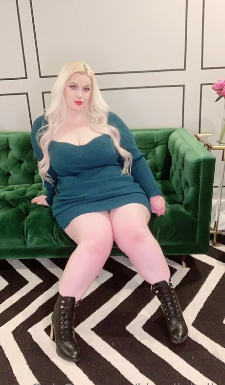 klaudiakelly sexy model pictures