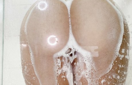 Maria Eduarda Carniello pornstar top img