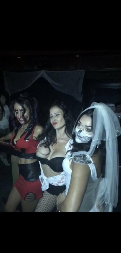 yusimee erotic pornstar picture