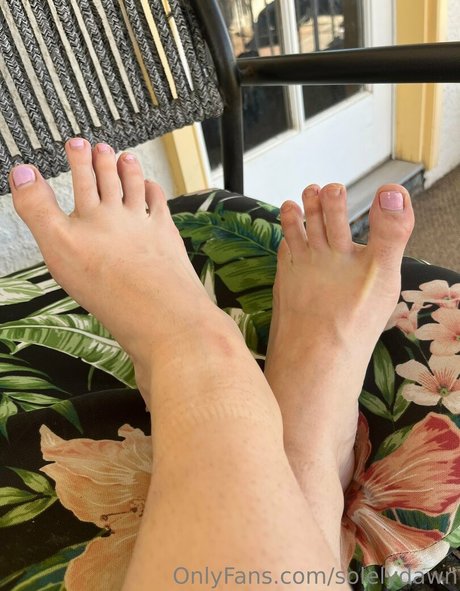 solelydawn model perfect photos