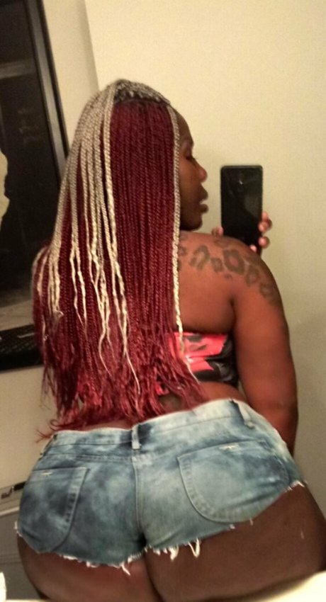 mizzbeethebodyxxx pornstar adult archive