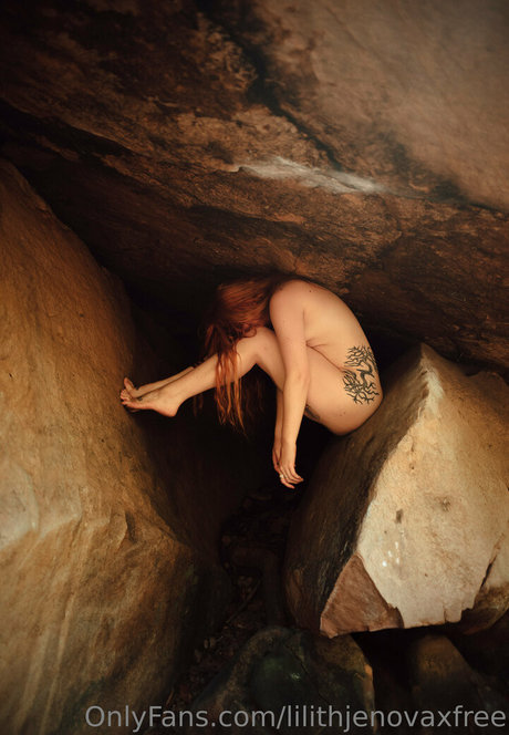 lilithjenovaxfree nudes pornstar photo