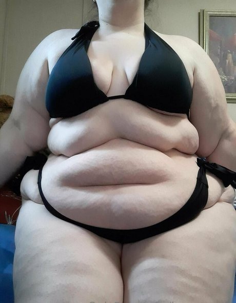 bumwagon actress pics