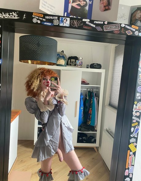 bitwink18 naked actress photos