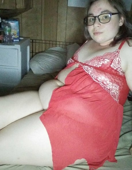 queenbee 03 xxx star image