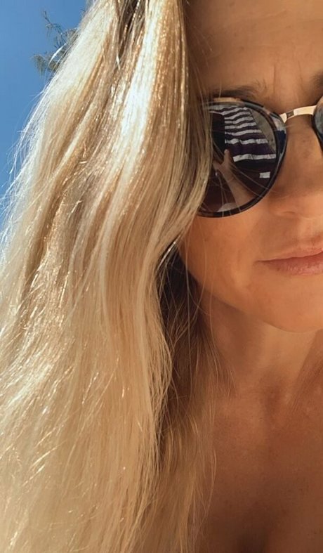 teen ladyboy onlyfans hot photo