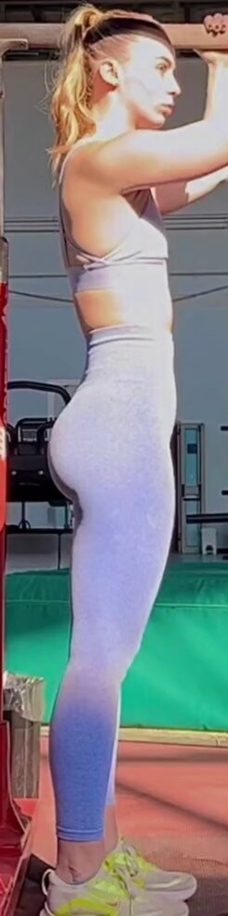 Maria Roberta Gherca nude pornstar pic