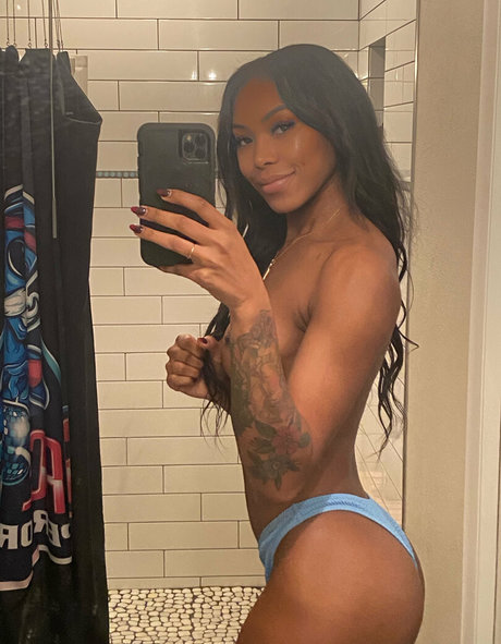 nadiajay sexy actress photos