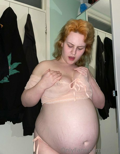 cat23 star hot photos