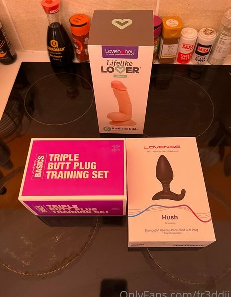 Fr3ddii porn actress photo