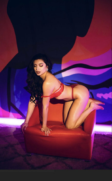 toosexyashley nude star pic