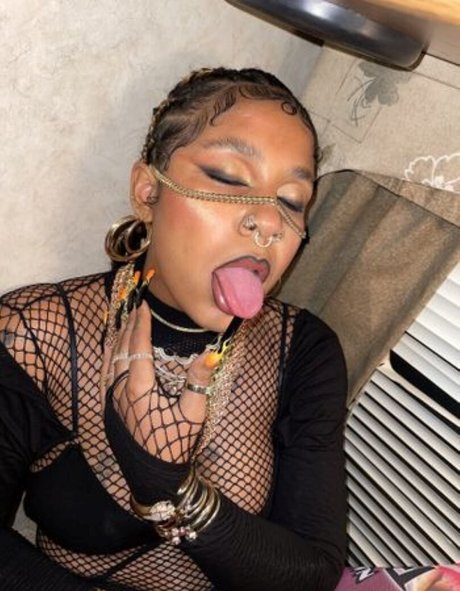 Tokischa Peralta nice model galleries