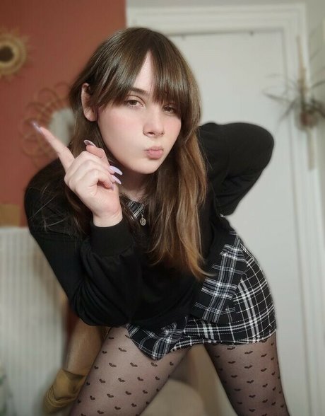 Alix Fembug high quality actress picture