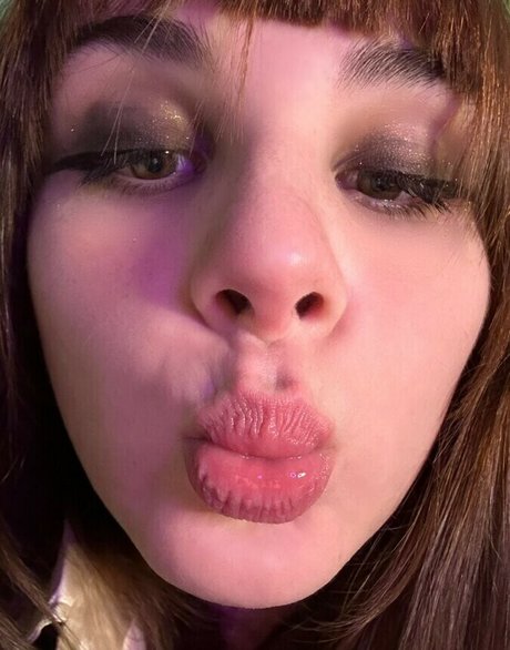 Alix Fembug pornographic model picture