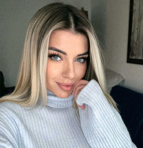 Wendy Sinner free model pic