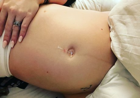 emusnotdeadpremium star adult pic