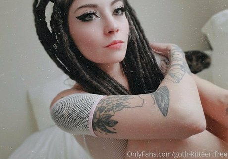 goth kitteen free exclusive actress pics