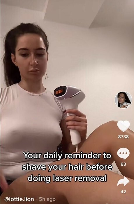 Charlotte Lion model nice pics