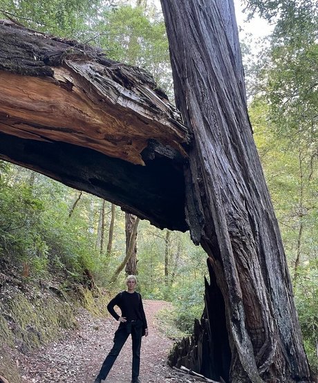 DanikaXIX art model pics