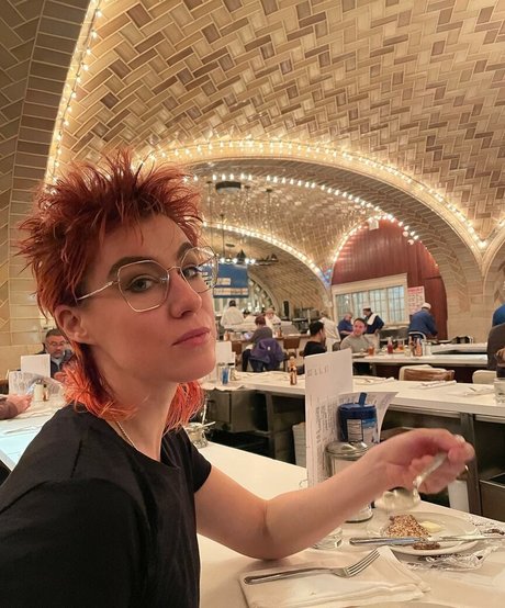 DanikaXIX nice actress img