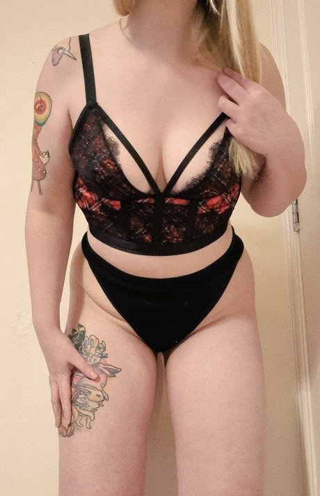 LittleBee Profile pic