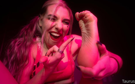 tastytaurustoes star pretty gallery