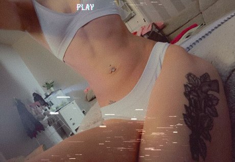 Scotts Couple model art img