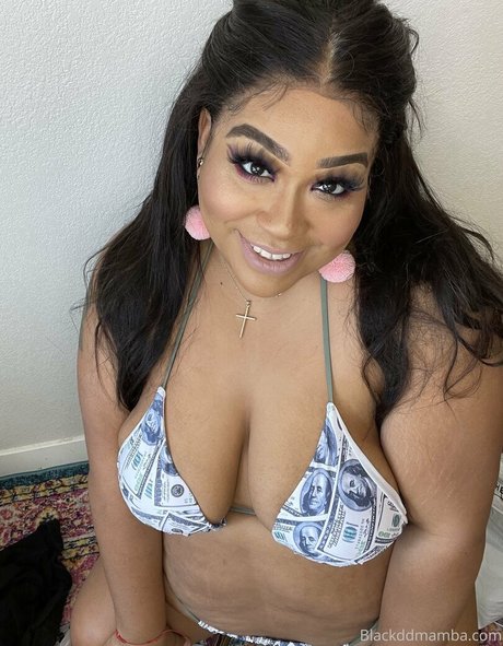 blackddmambaa sexy model picture