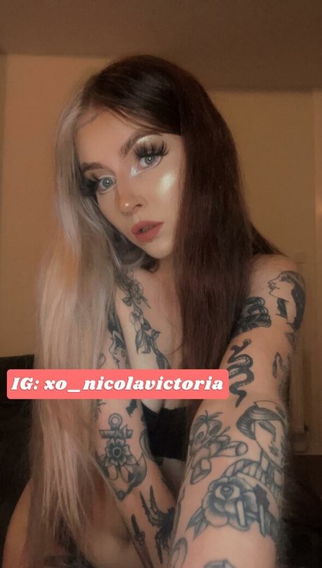 xo nicolavictoria naked star pics