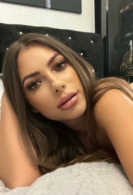 kenza01 erotic pornstar picture