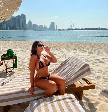 kenza01 star top pic