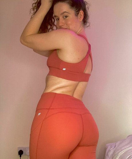 Venus Energy sexy pornstar pics