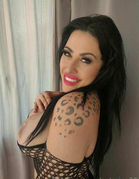 golosina30 model nude pictures