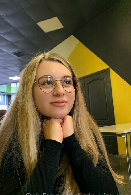 little virginnn beautiful actress photos