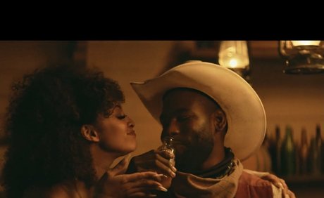 chubby babe onlyfans sexy image