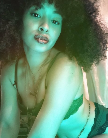 Bobbi dean high quality model image