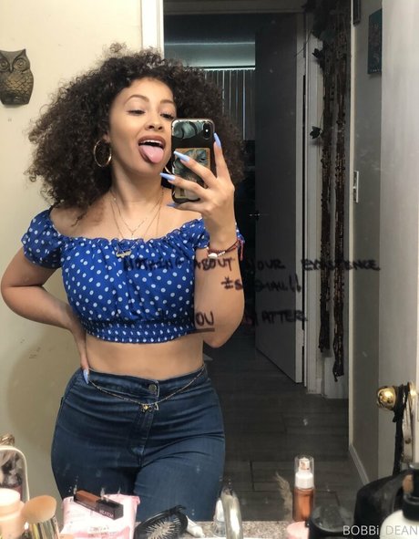 college student onlyfans pretty image