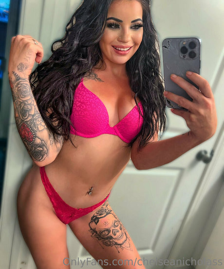 ChelseaNicholass model porn gallery