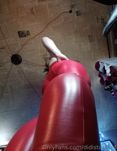 didistarshot art actress image