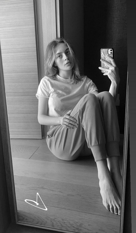 Melis Sezen star nice gallery