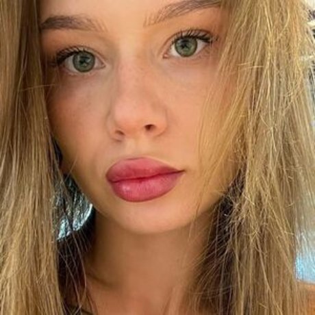 sayonaramollyfree pornstar pic