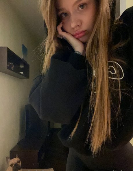 sayonaramollyfree free actress gallery