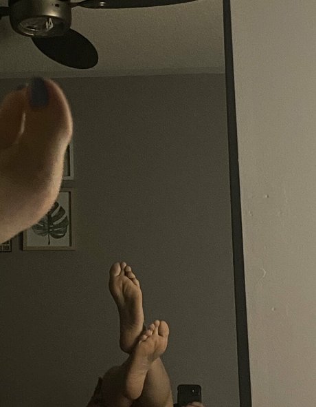 feetznation pornographic model gallery